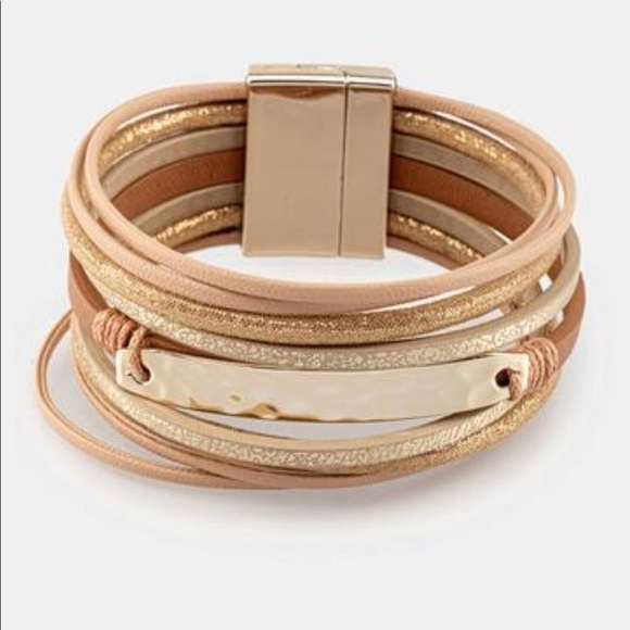 Francescas Nancy Gold Plate Wrap Bracelet - Picture 1 of 3